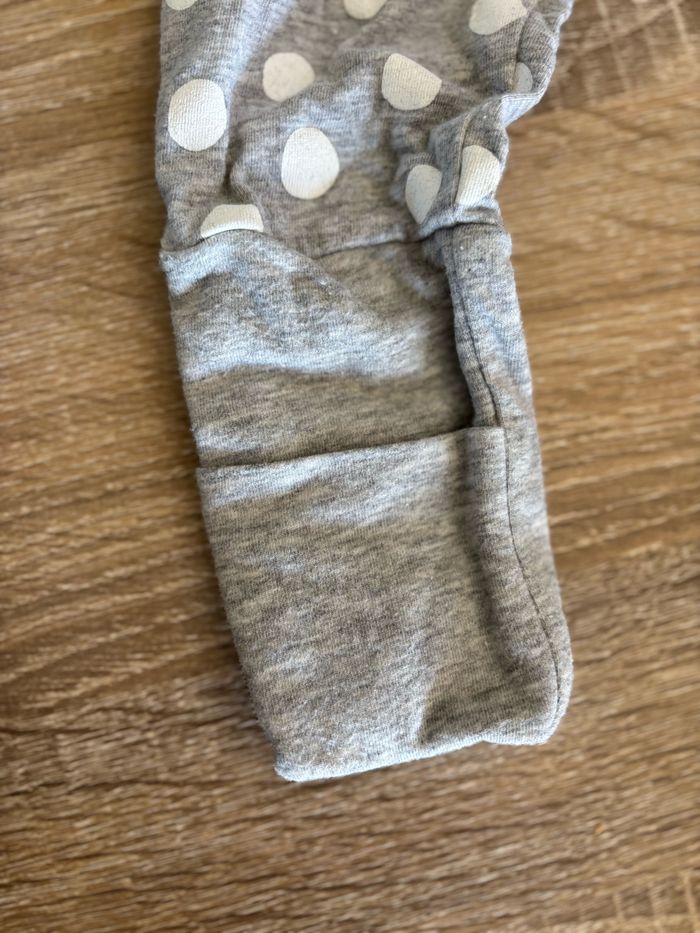 Pyjama une pièce gris à pois dim 18 mois - photo numéro 3