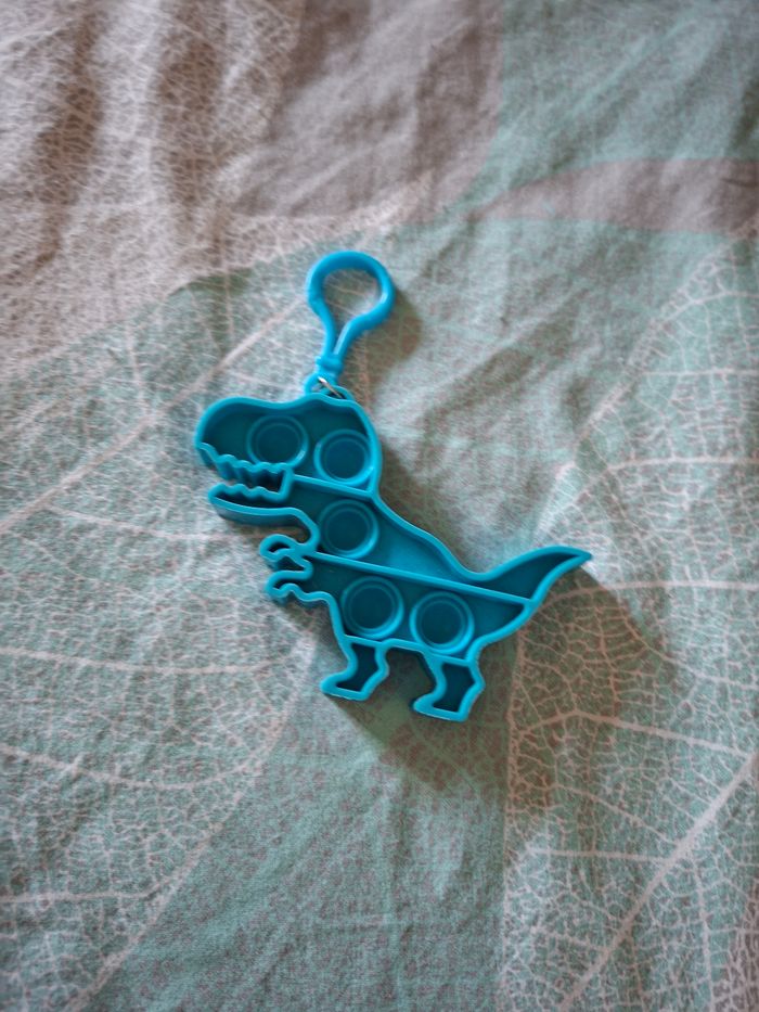 Pop-it dino porte-clé - photo numéro 2