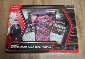 Pokémon coffret Mewto Ex de la team rocket écarlate et violet