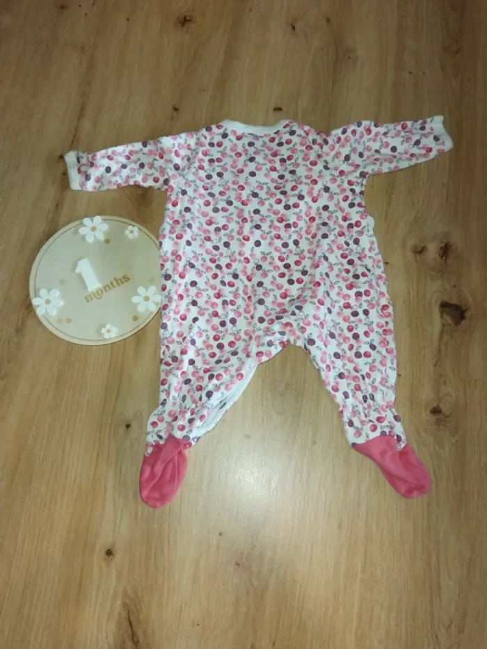 3 pyjamas léger 1 mois - photo numéro 4