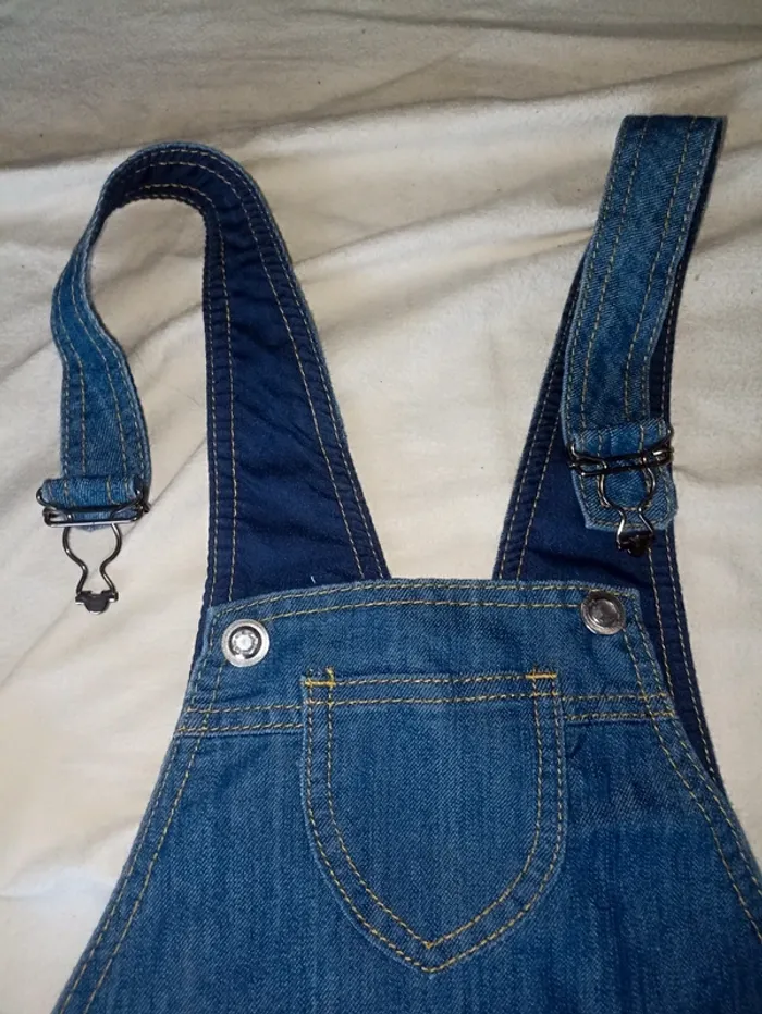 Salopette jupe en jeans taille 14 ans - photo numéro 3