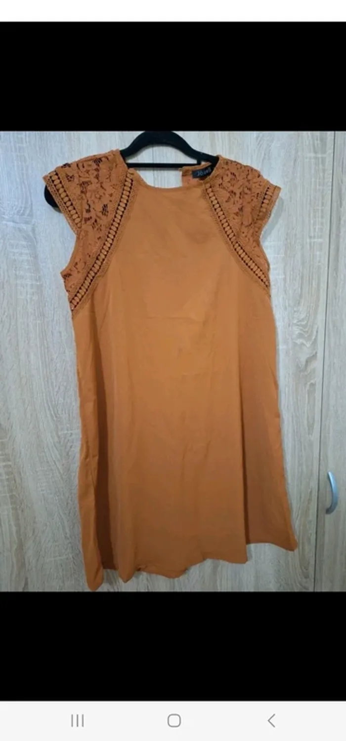 Robe cintrée