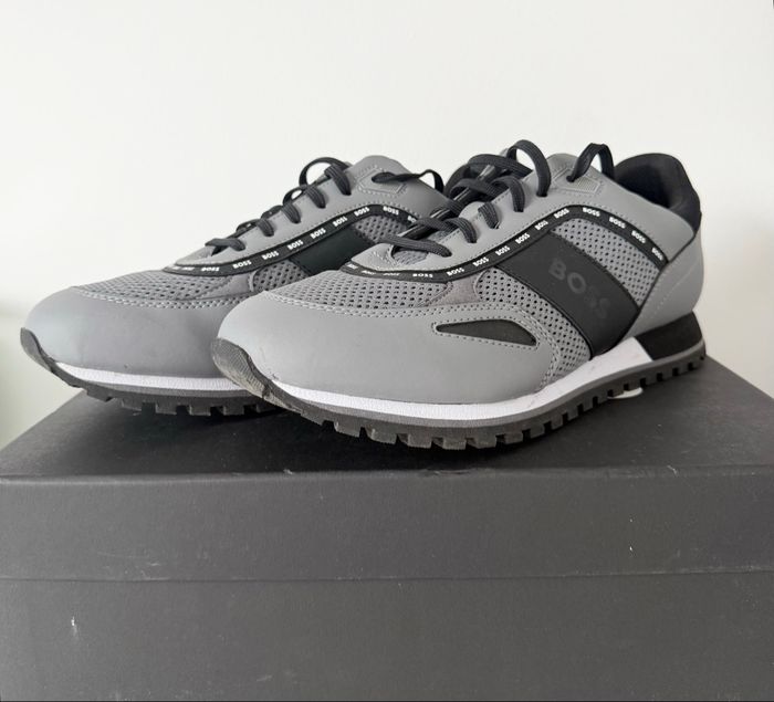 Baskets - Hugo boss - neuves - taille 43 - Gris &  Noir - photo numéro 3