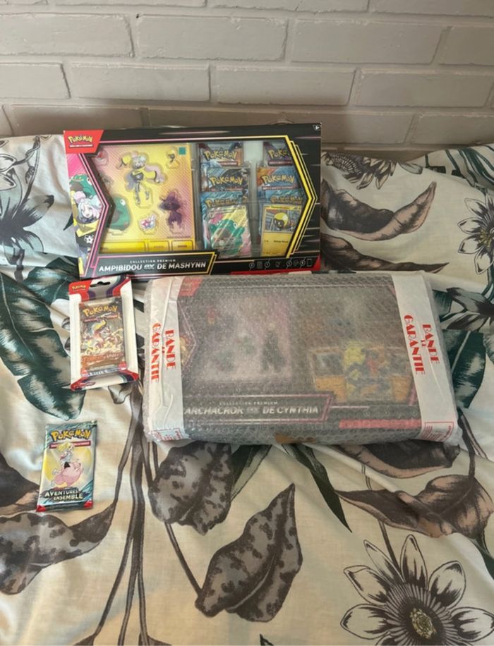 Coffret carchacroc +coffret Mashynn +blister ev01 et booster ev09 en cadeau