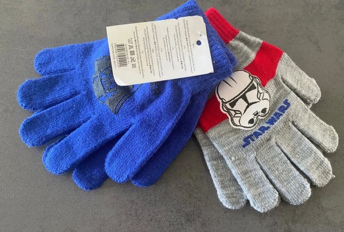 Lot de deux paires de gants Star Wars bleu et gris/rouge TU enfant [ref.34A202] - photo numéro 2