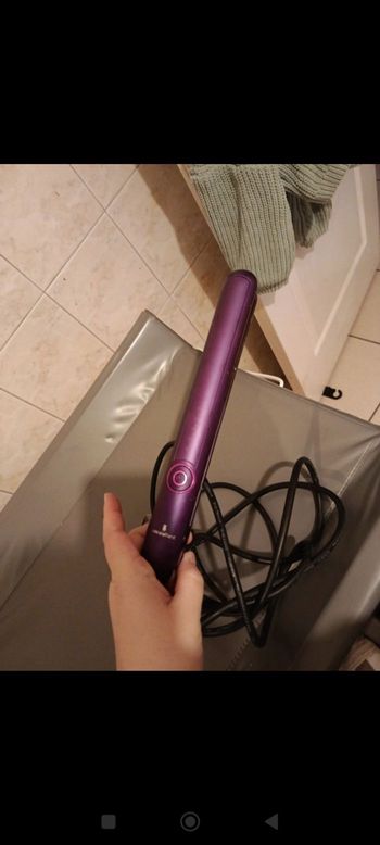 Lisseur cheveux violet Lee stafford