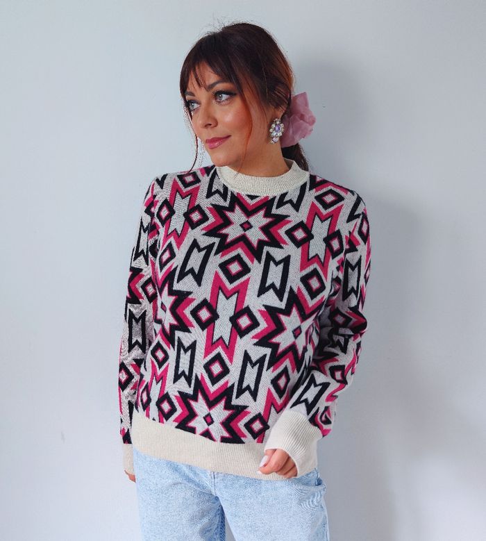 Pull d'hiver en laine motif rétro rose moderne et tendance Marque Monoprix Taille 38 M 
Très bon état - photo numéro 6