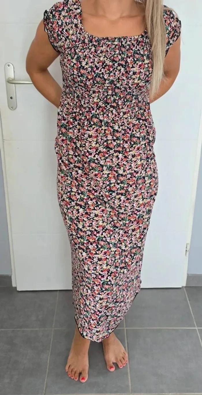 Robe longue fleurie - photo numéro 3