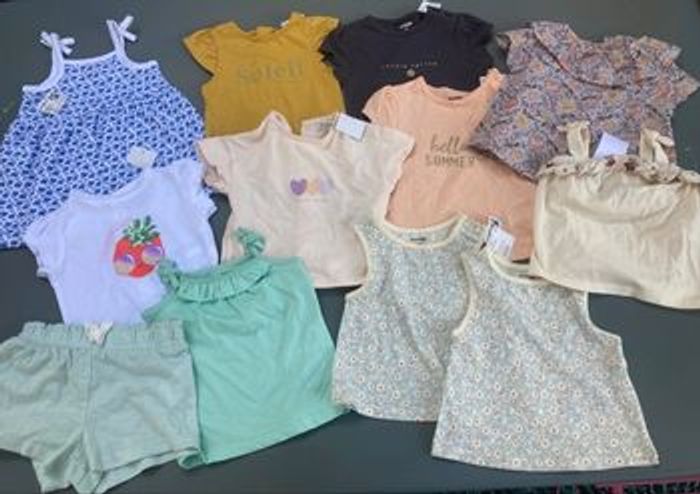 Kiabi . Neuf Lot 12p 3 mois fille