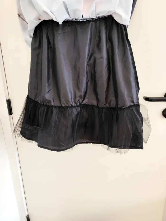 Belle robe de cocktail Little Mistress noire motif fleuris 36 parfait état - photo numéro 9