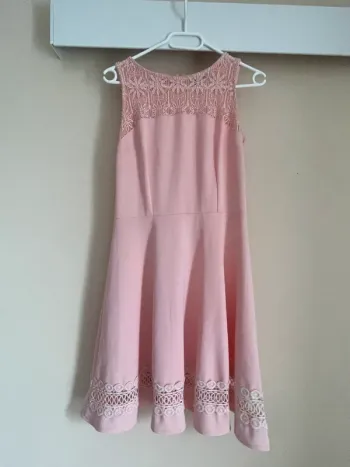 Robe rose pale