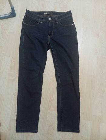 Jean Levi's demi curve skinny taille 28