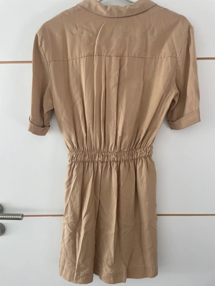 Robe beige XS Zara - photo numéro 4