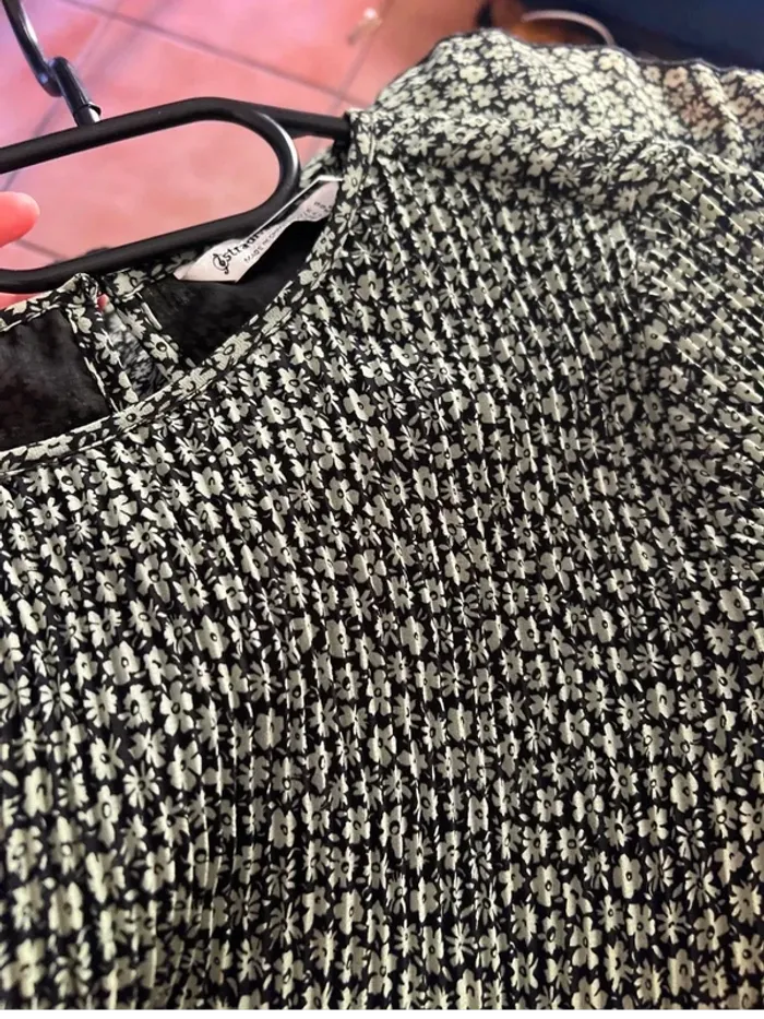 Sublime blouse neuve - taille s - stradivarius - photo numéro 4
