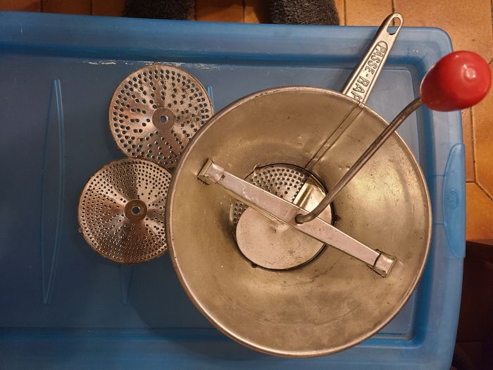 Moulinette à legumes vintage
