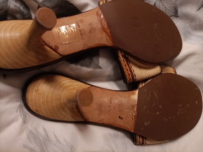 Chaussures Channel femme taille 38/5 en très très bon état - photo numéro 10