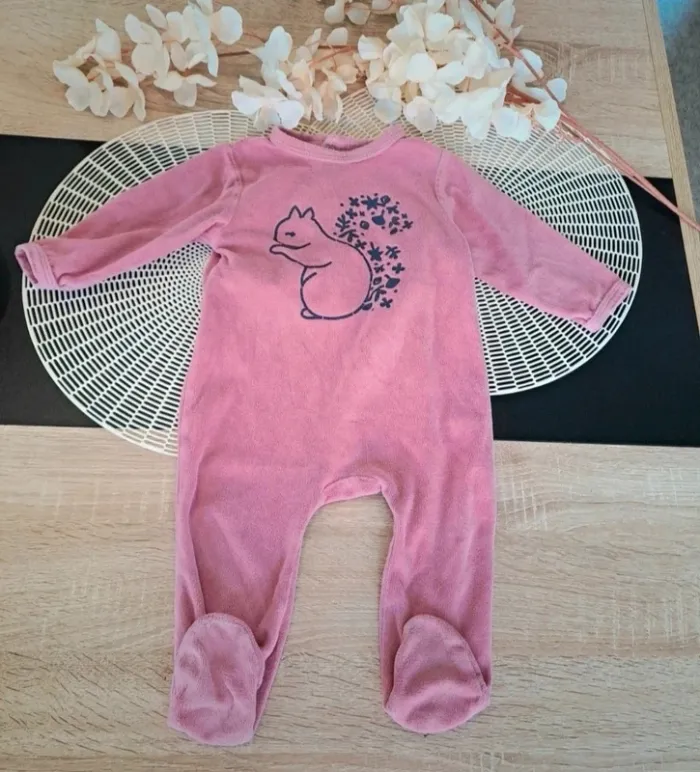 Lot de 2 pyjama, taille 12 mois, marque kiabi - photo numéro 2