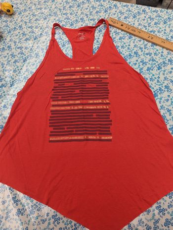 Débardeur rouge Reebok taille L neuf