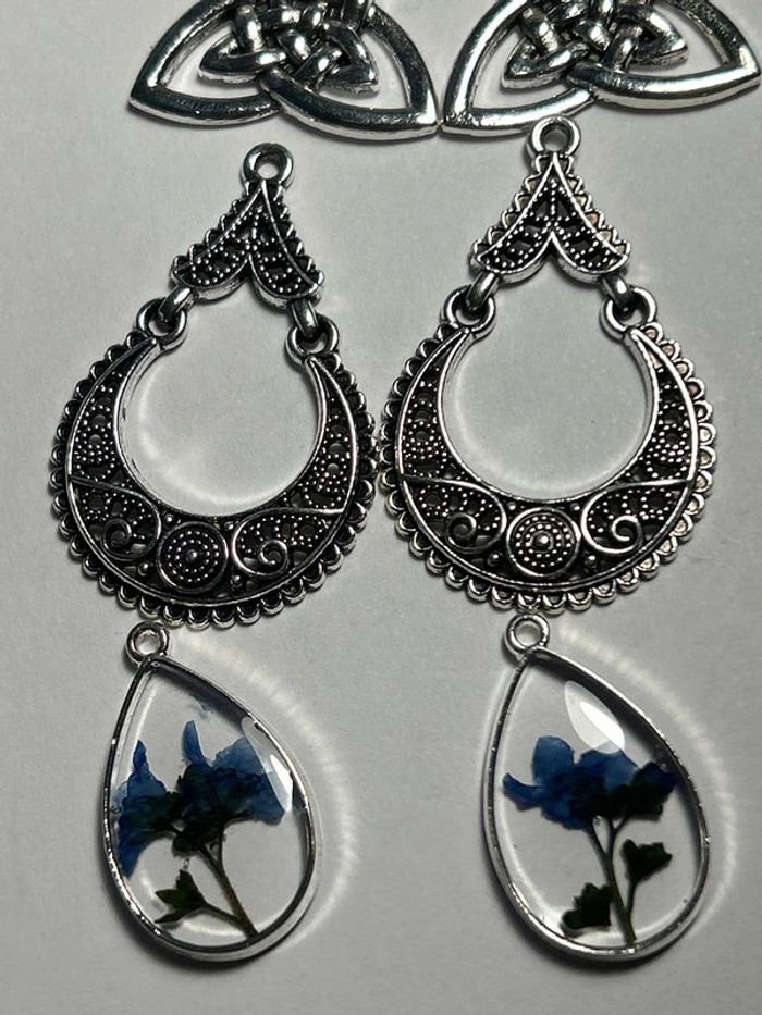 C492, lot breloques - photo numéro 3