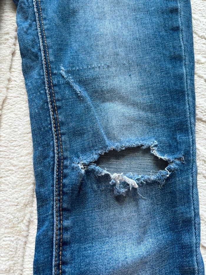 Lot de 3 jeans bleus troués stradivarius t 36 - photo numéro 19