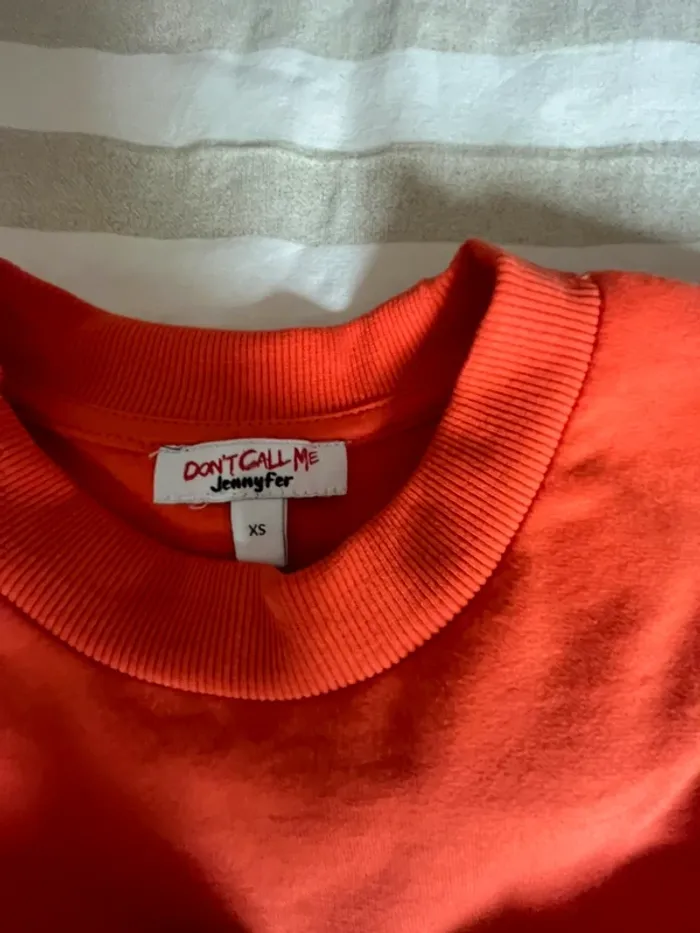 Sweat orange - photo numéro 2