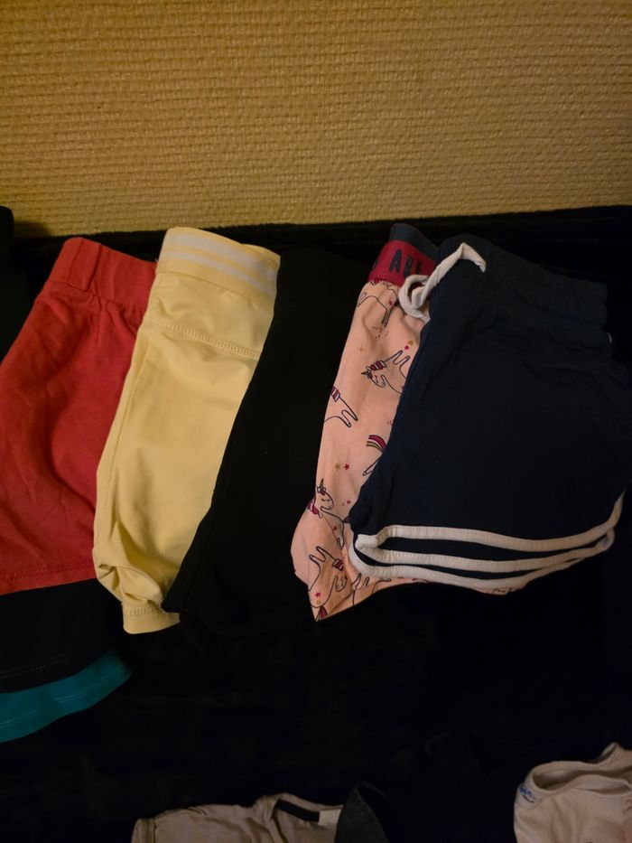 Lots de vêtements fille 8 ans - photo numéro 3