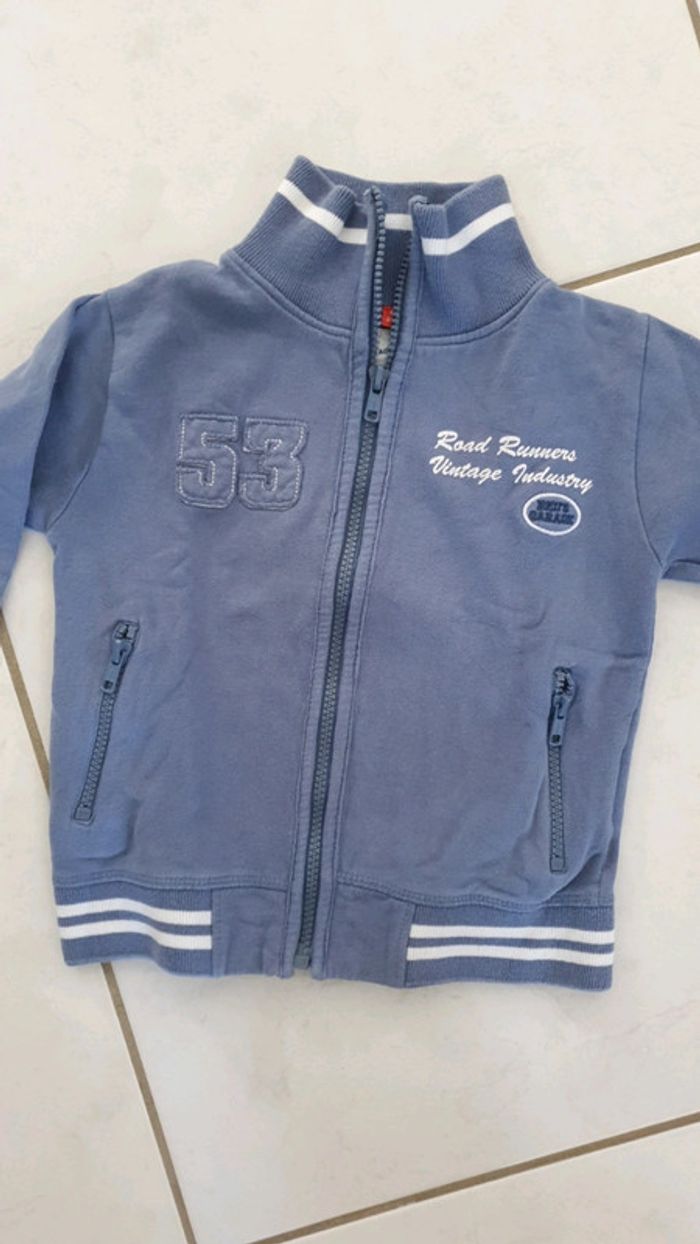 Veste zippée garçon 5 ans ch2 - photo numéro 3