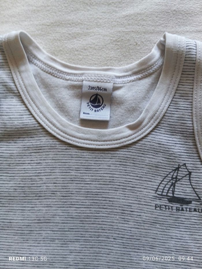 Débardeur Petit Bateau taille 2 ans - photo numéro 3