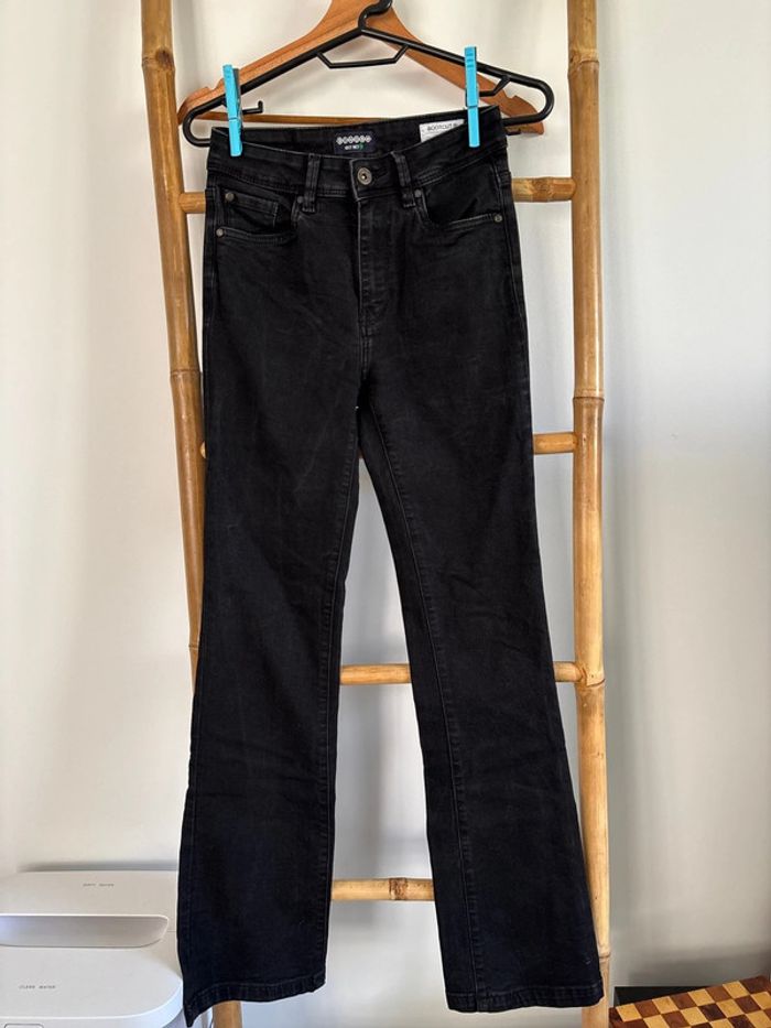 Jean noir bootcut Bonobo taille 34