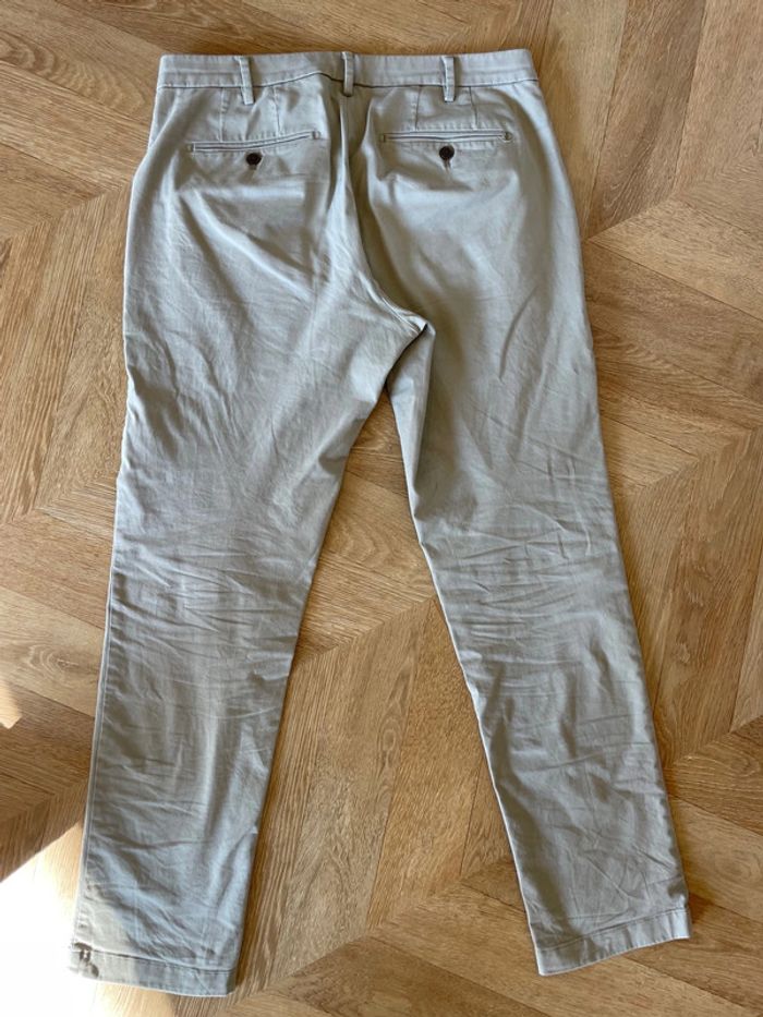 Pantalon Chino uniqlo - photo numéro 2