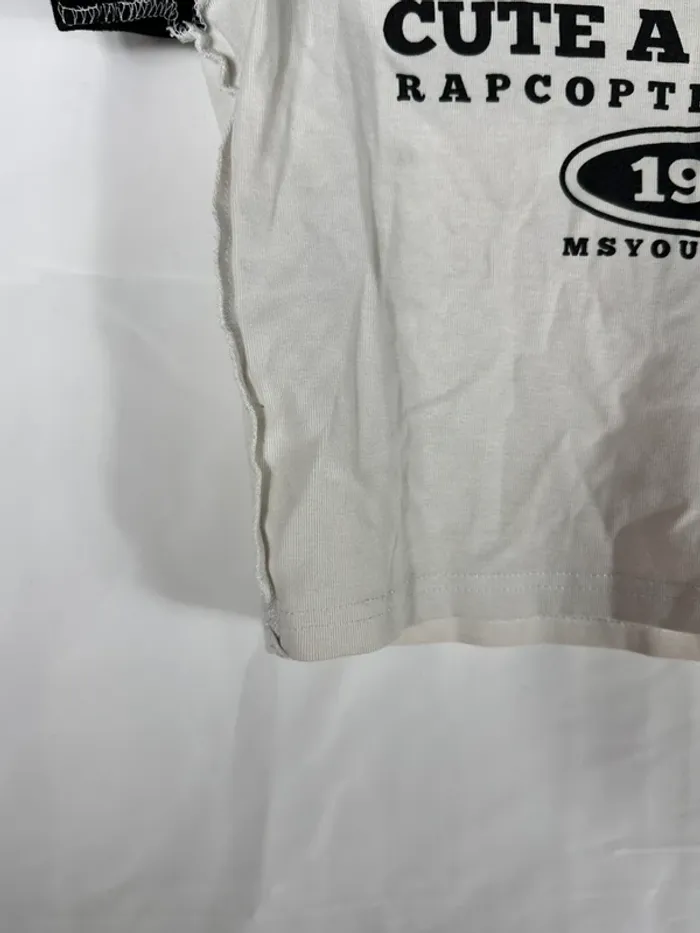 T-shirt YesStyle - photo numéro 4
