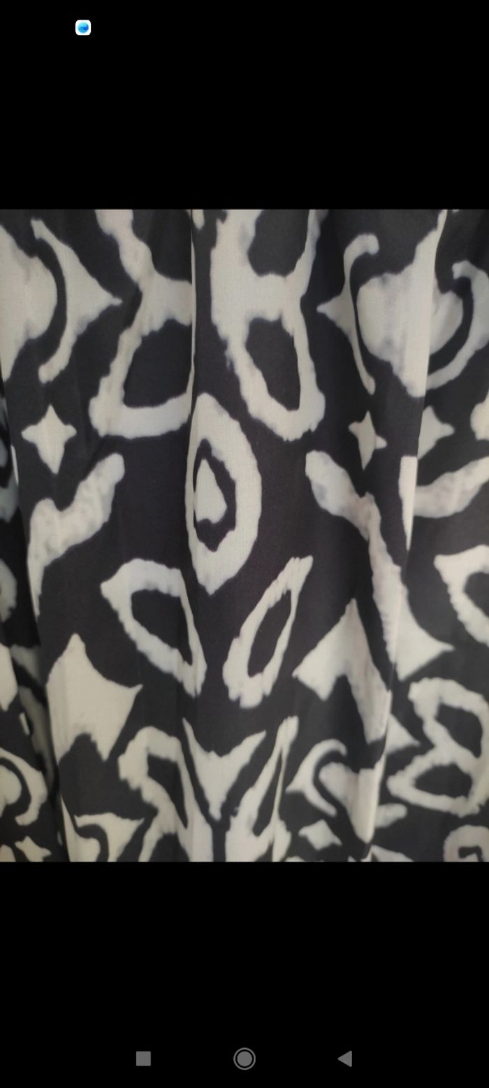 Robe noire manches courtes - photo numéro 5