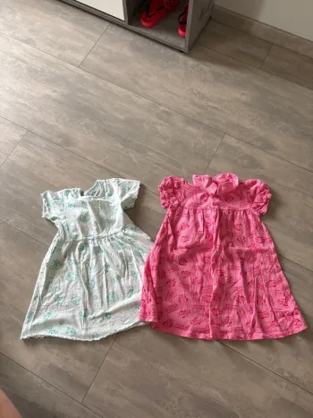 Lot 2 robes Disney