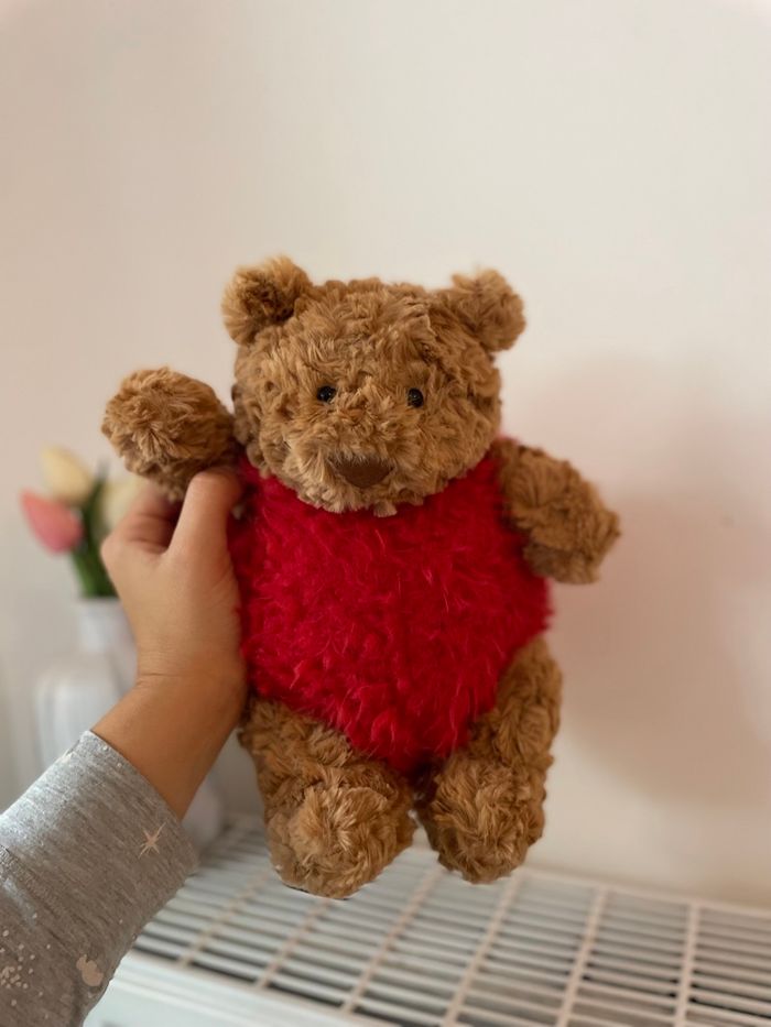 Peluche Jellycat Bartholomew Bear HeartRobe - photo numéro 6