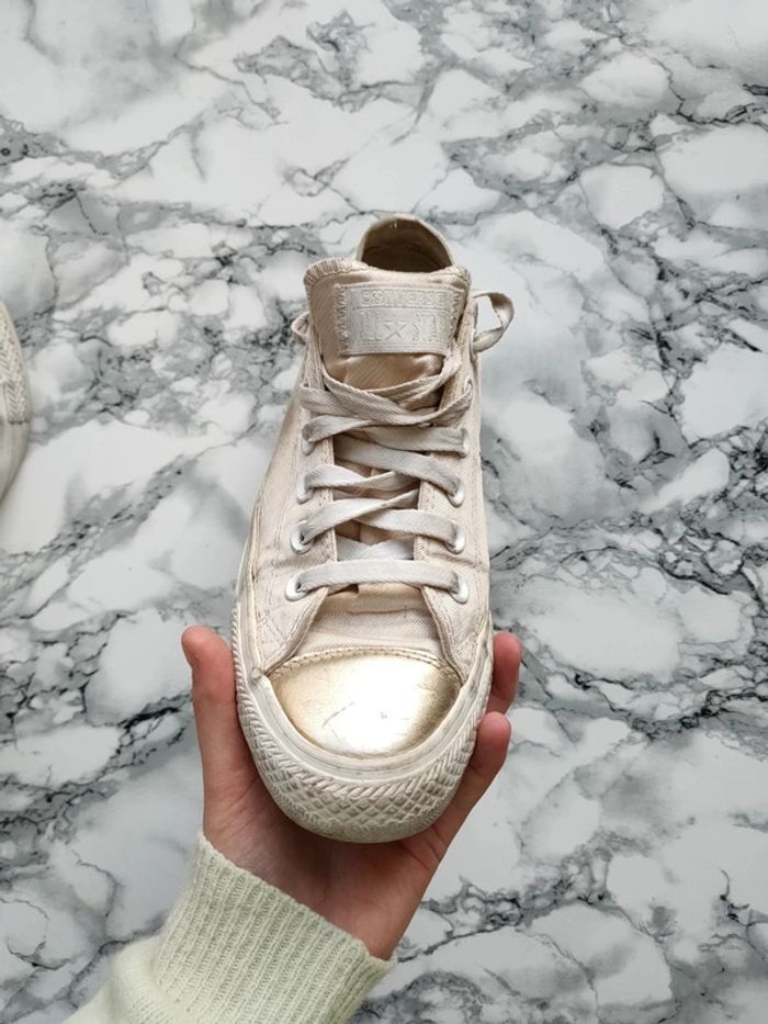 Converse basse édition limité - photo numéro 2