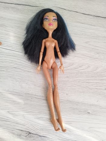 Monster High Robecca Steam dead Tired