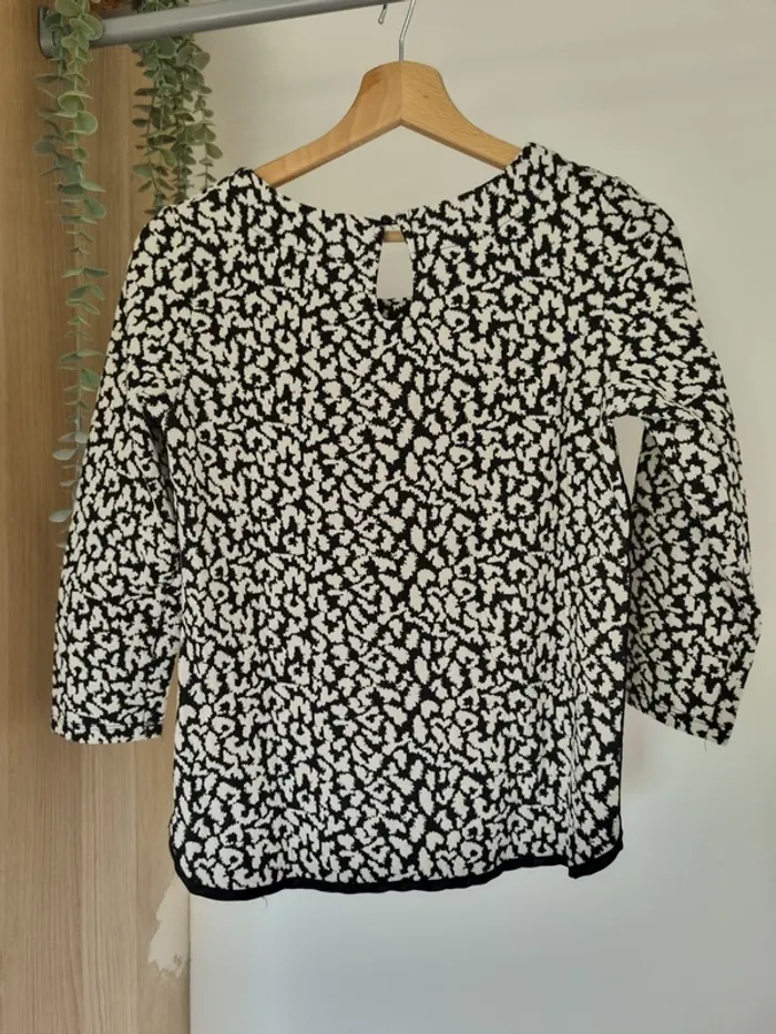 Pull léopard noir et blanc - photo numéro 2
