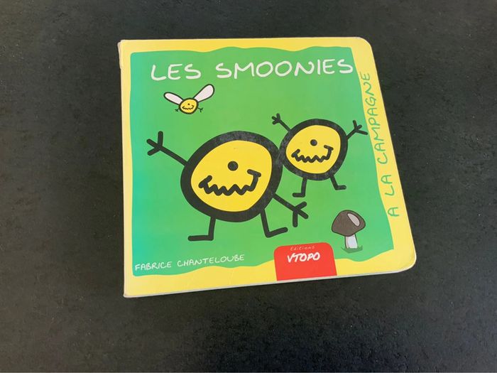 Livre enfant les smoonies édition vtopo