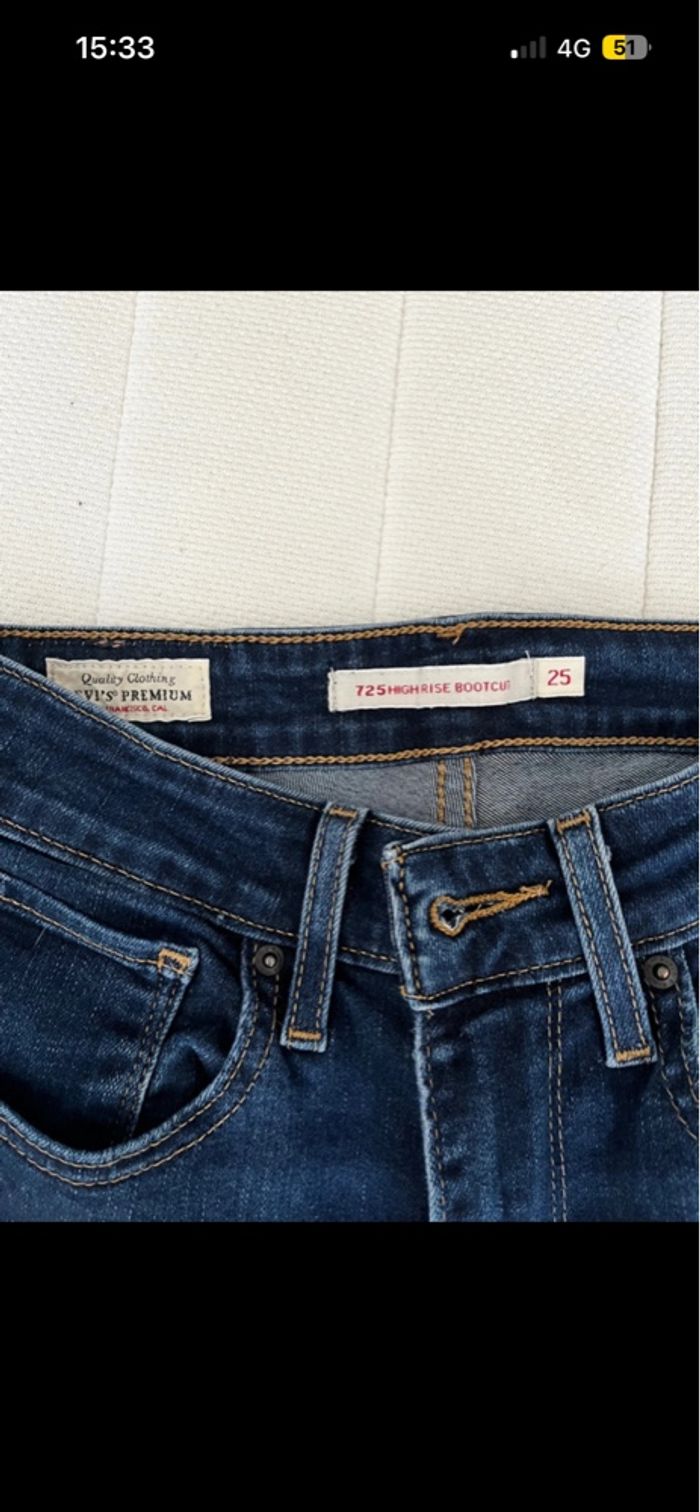 Jean levi’s femme - photo numéro 3