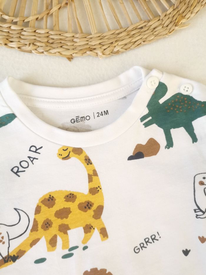 Tee-shirt blanc imprimé dinosaures Gémo 24 Mois - photo numéro 2