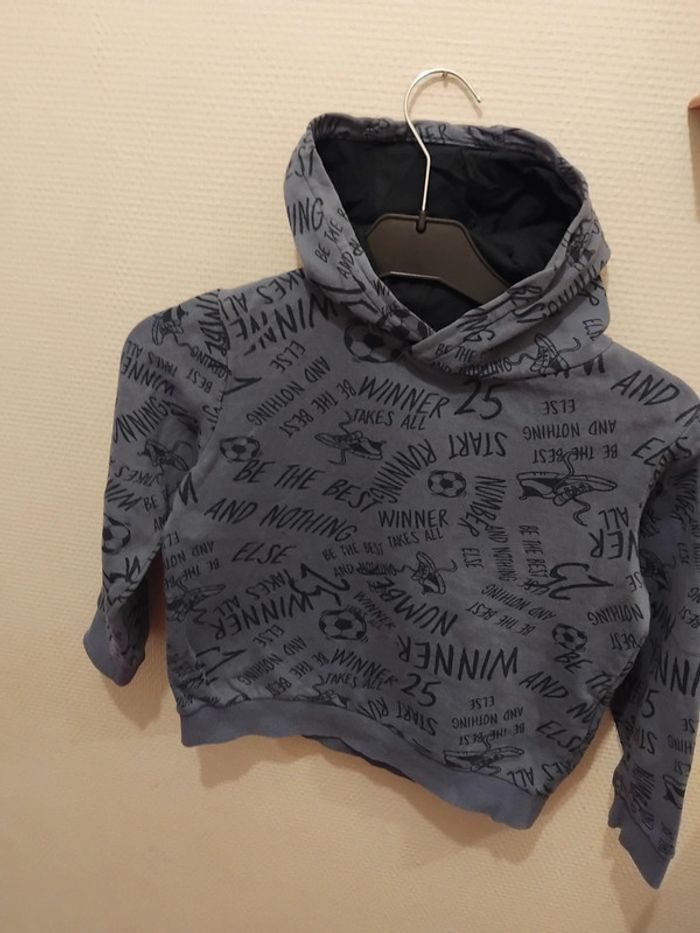 Sweet à capuche garçon 8ans - photo numéro 3