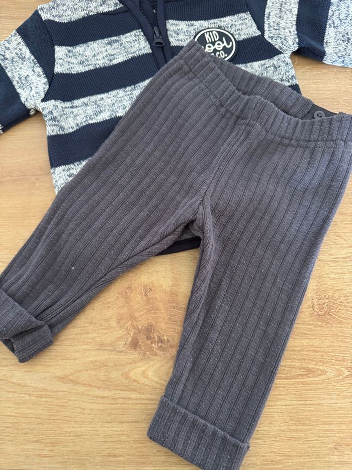 Lot de vêtements 8 pièces (4 hauts + 4 bas) - taille 3 mois - photo numéro 6