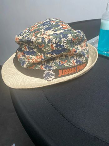Chapeau jurassik Park