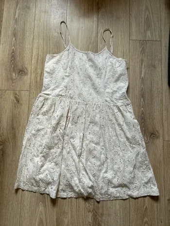 Robe broderie anglaise taille L