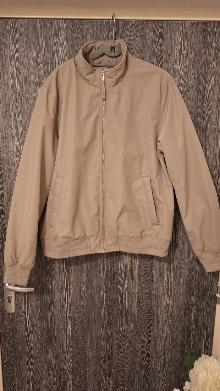 Blouson col montant beige déperlant