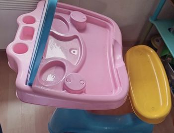 Bureau pour enfant à compartiments de rangement Barbe à papa