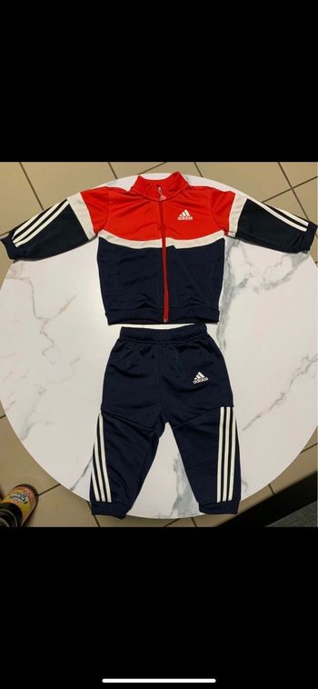 Ensemble adidas