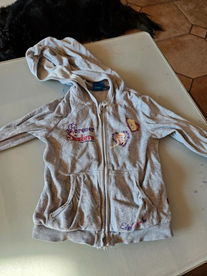 Gilet à capuche reine des neiges