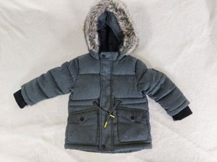 Manteau hiver à capuche 18 mois