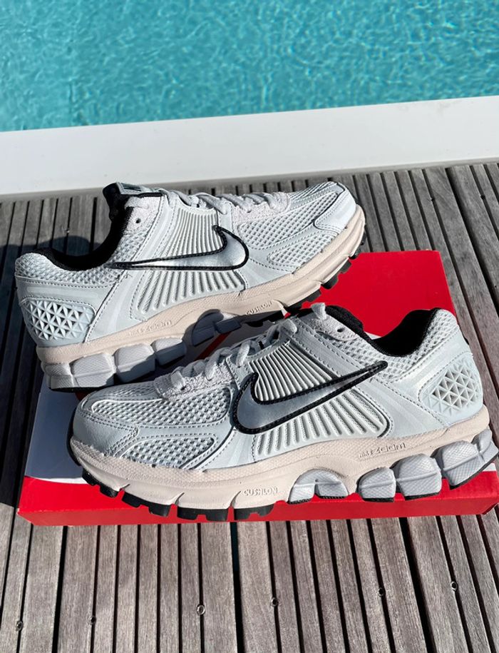 Nike Vomero 5 argenté / gris - photo numéro 3